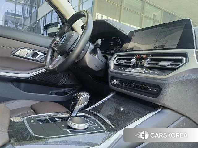 BMW 3 series 2022 Белый из Китая, фото 5