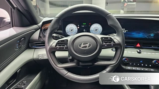 Hyundai The New Avante (CN7) 2024 Серебристо-серый из Кореи, фото 5