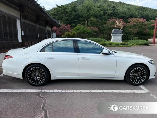 Mercedes-Benz S-Class W223 2022 Жемчужный цвет из Кореи, фото 5