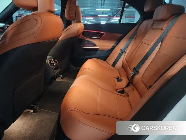 Mercedes-Benz C-Class W206 2025 Белый из Кореи, фото 5