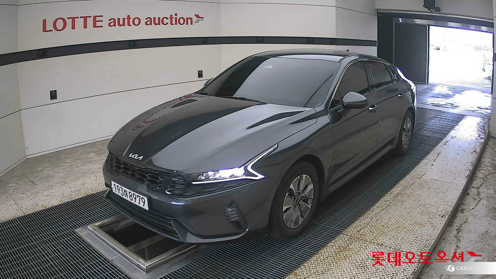 Kia K5 Hybrid 2023 Interstellagray из Кореи, фото 5