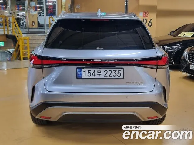 Lexus RX350h 5th generation 2023 Светло-серебряный цвет из Кореи, фото 5