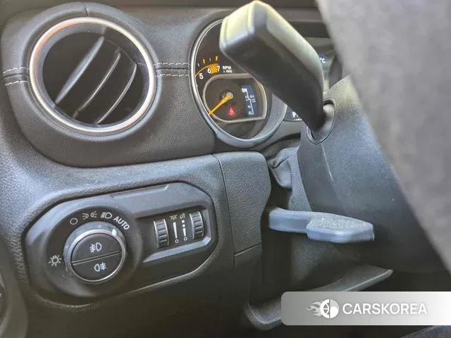 Jeep Wrangler (JL) 2021 Белый из Кореи, фото 5