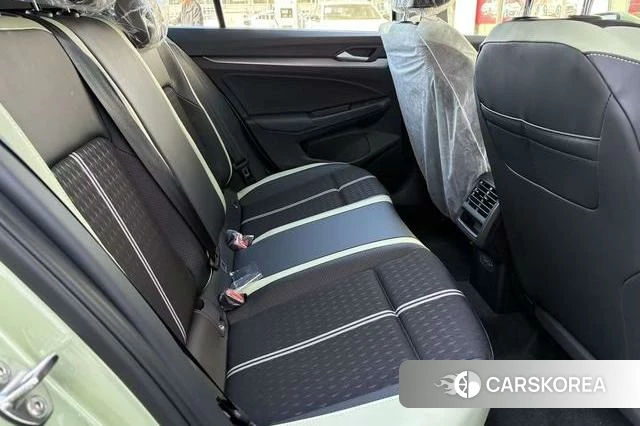 Volkswagen Golf 2025 Зеленый из Китая, фото 5