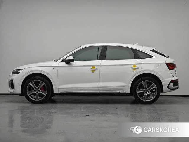 Audi Q5L Sportback 2022 Белый из Китая, фото 5
