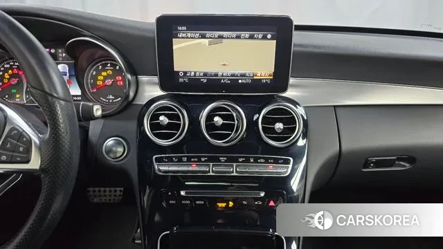 Mercedes-Benz C-Class W205 2018 Белый из Кореи, фото 5