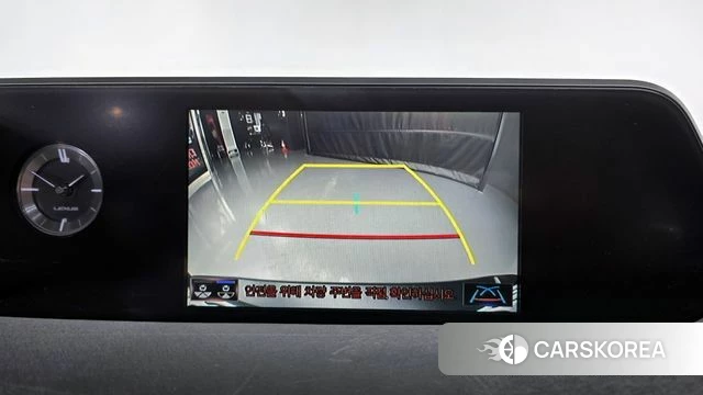 Lexus UX250h 2020 Серый из Кореи, фото 5