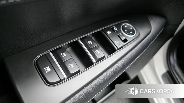 Kia The New K3 2nd generation 2023 Белый из Кореи, фото 5