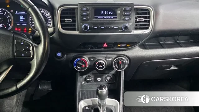 Hyundai Venue 2019 Жемчужный цвет из Кореи, фото 5