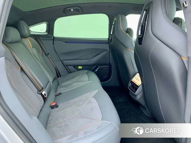 Xiaopeng Motors Xiaopeng P7 2025 Белый из Китая, фото 5