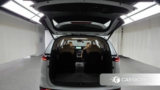 Kia Carnival 4th generation 2023 Белый из Кореи, фото 5