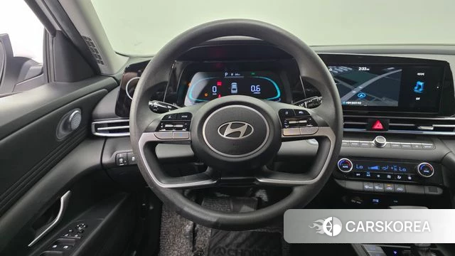 Hyundai The New Avante (CN7) 2023 Белый из Кореи, фото 5