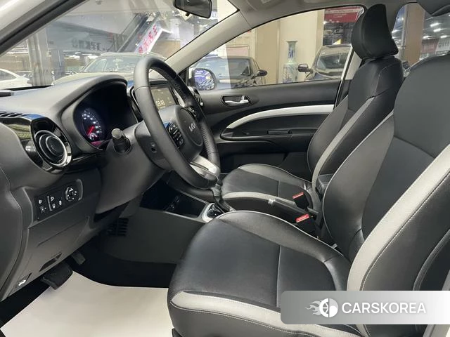 Kia Yi Ran 2023 Белый из Китая, фото 5