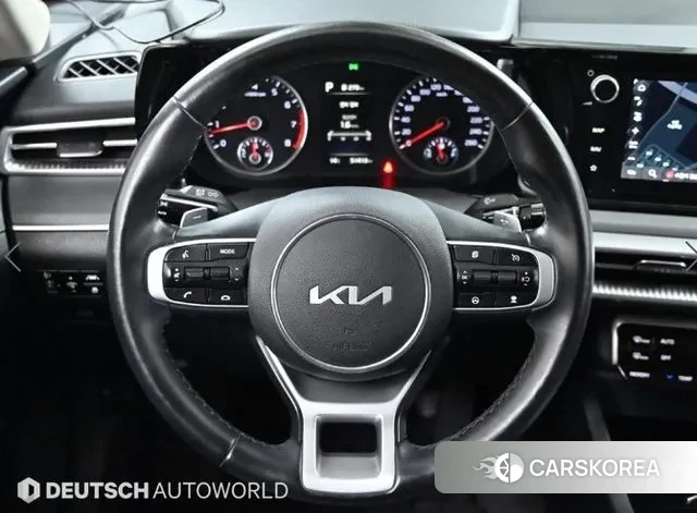 Kia K5 3rd generation 2022 Белый из Кореи, фото 5