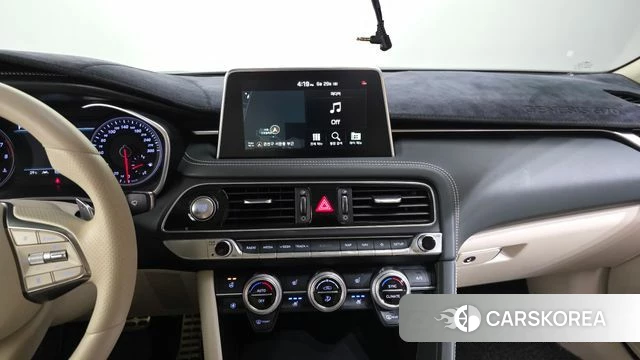 Genesis G70 2019 Черный из Кореи, фото 5
