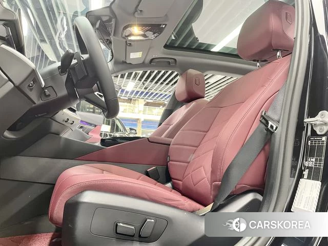 BMW 5 series 2025 Черный из Китая, фото 5