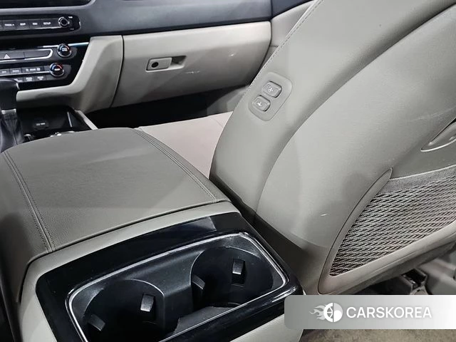 Kia The New Carnival 2019 Серый из Кореи, фото 5