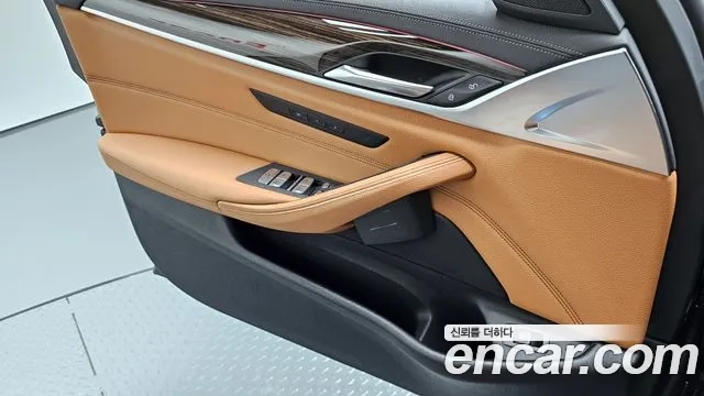 BMW 5 Series (G30) 2021 Синий из Кореи, фото 5