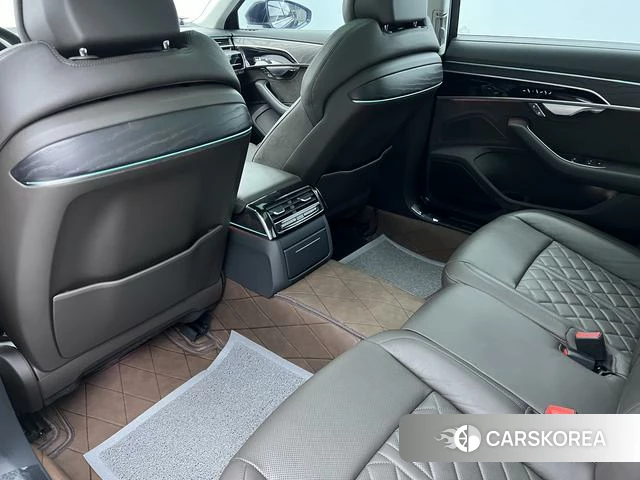 Audi A8 2021 Черный из Китая, фото 5