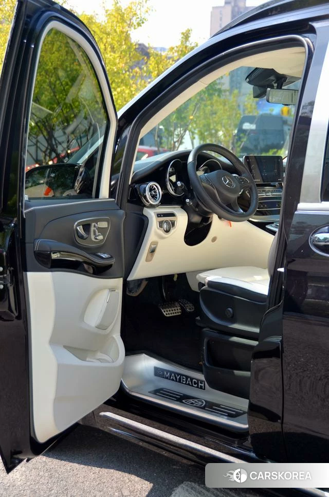 Mercedes-Benz V-class 2023 Черный из Китая, фото 5