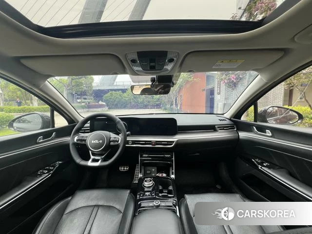 Kia K5 2021 Черный из Китая, фото 5