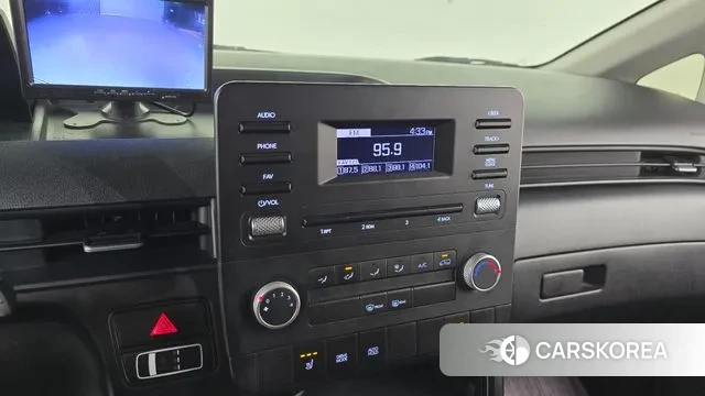 Hyundai Staria 2023 Белый из Кореи, фото 5