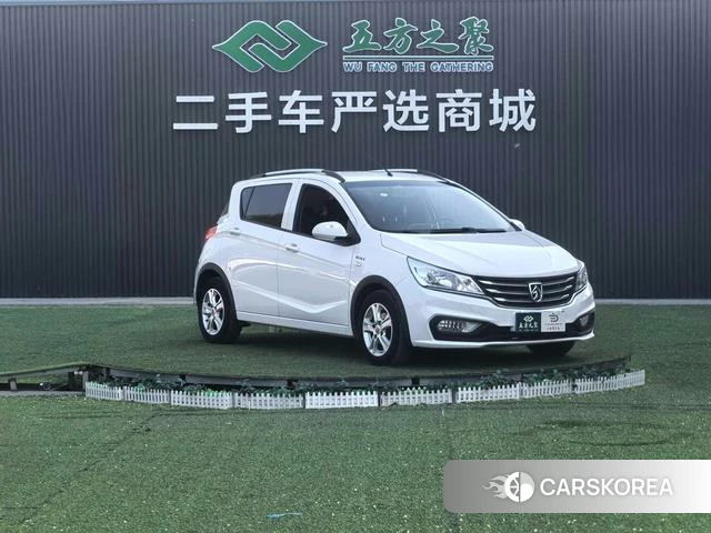 Baojun 310 2019 Белый из Китая, фото 5