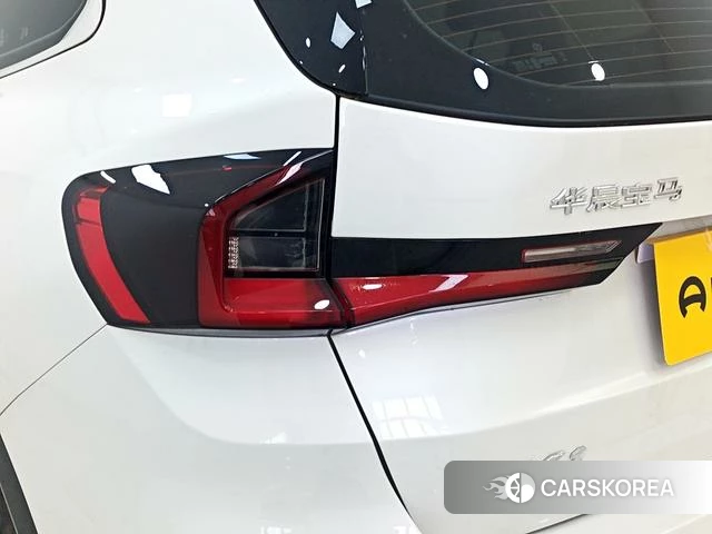 BMW X1 2024 Белый из Китая, фото 5
