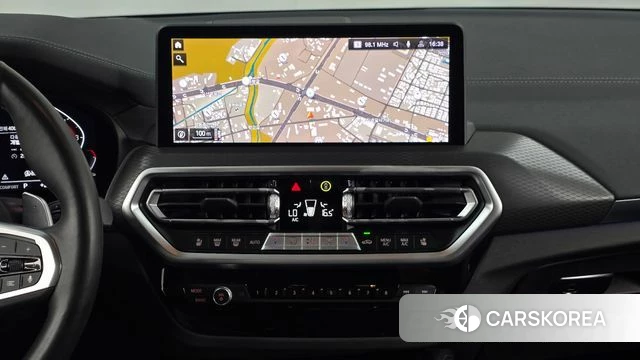 BMW X4 (G02) 2024 Белый из Кореи, фото 5