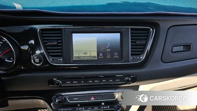 Kia The New Carnival 2018 Серый из Кореи, фото 5