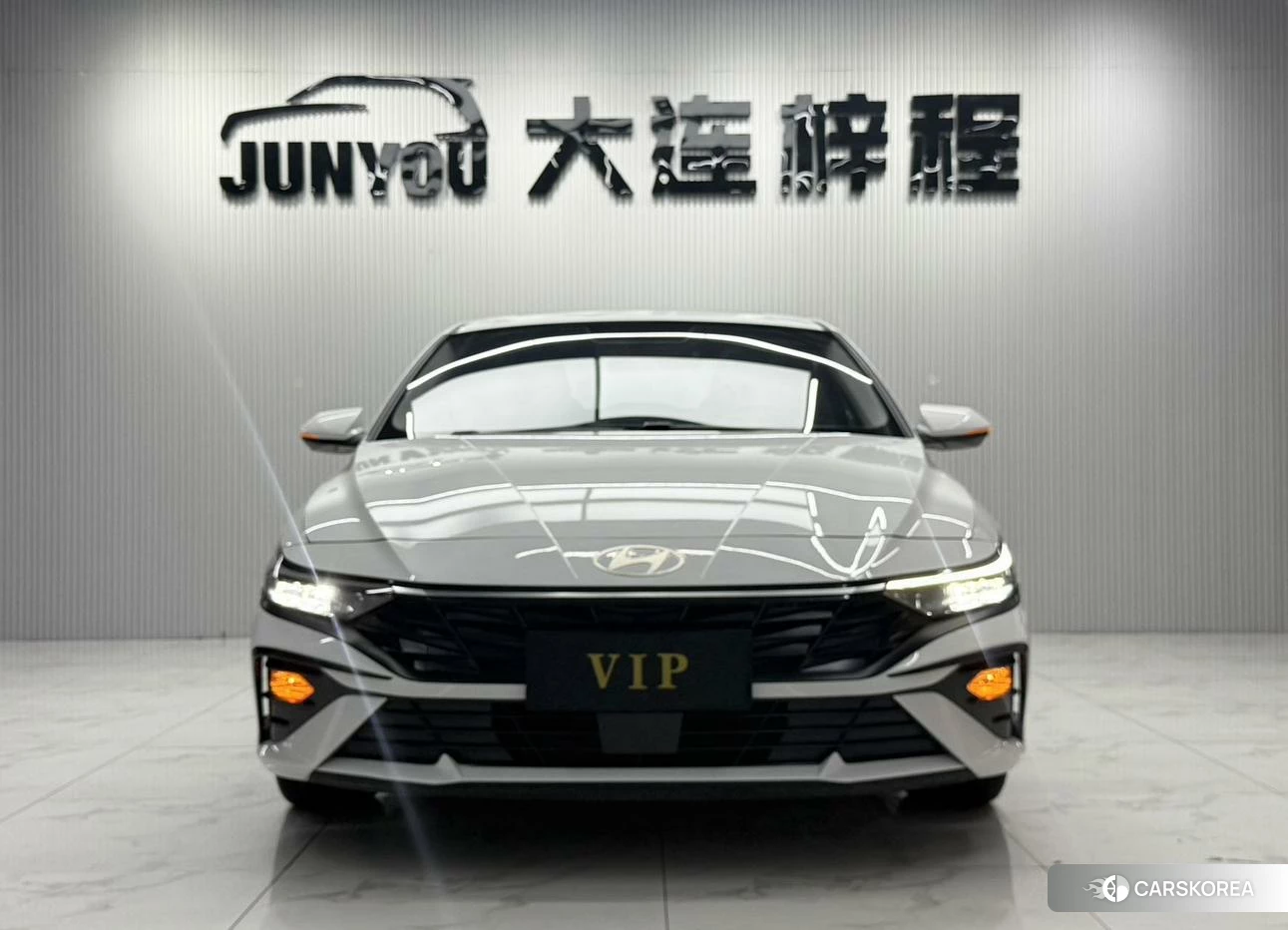 Hyundai Elantra 2023 Белый из Китая, фото 5