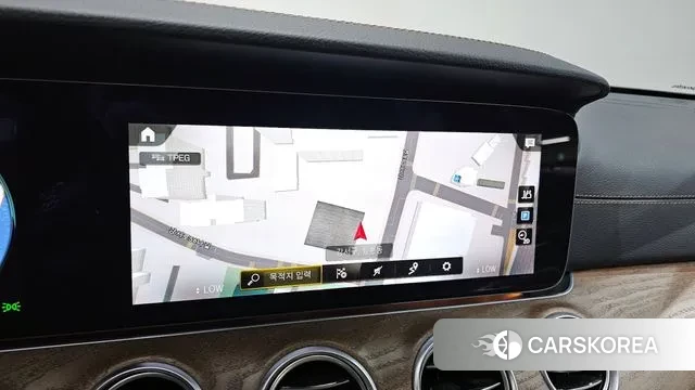 Mercedes-Benz E-Class W213 2022 Белый из Кореи, фото 5