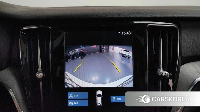 Volvo V60 Cross-Country 2nd Generation 2021 Белый из Кореи, фото 5