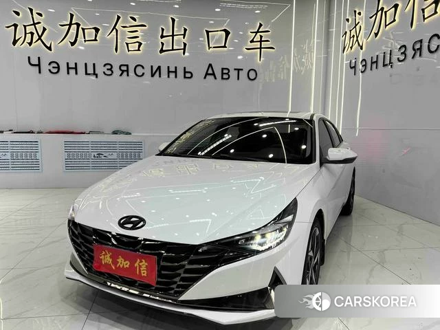 Hyundai Elantra 2023 Белый из Китая, фото 5