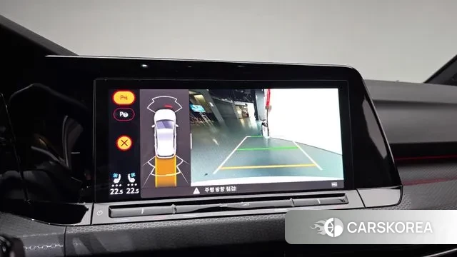 Volkswagen Golf 8th Generation 2023 Белый из Кореи, фото 5