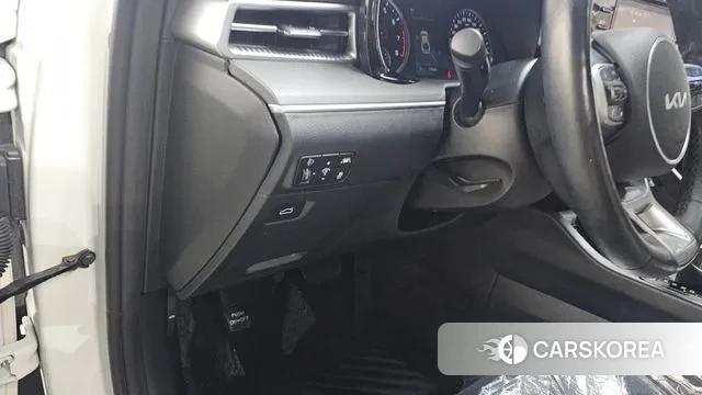 Kia K5 3rd generation 2022 Белый из Кореи, фото 5