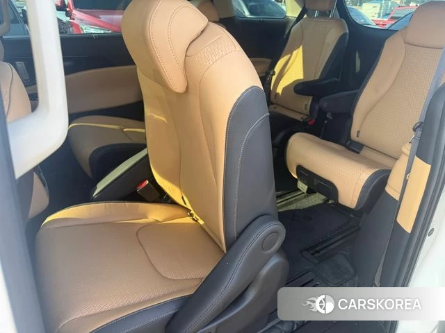 Kia Carnival 4th generation 2023 Белый из Кореи, фото 5