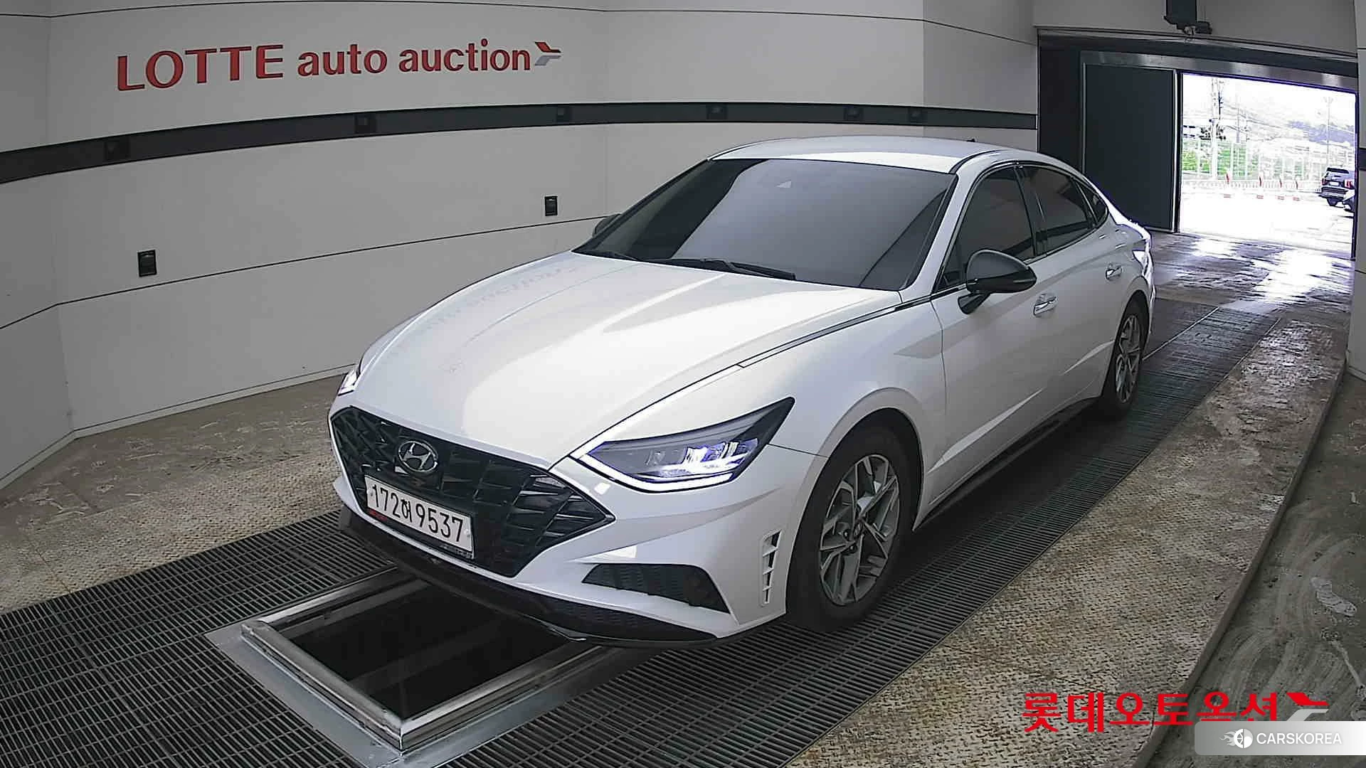 Hyundai Sonata 2023 Serenity White Pearl (Optional addition) из Кореи, фото 5