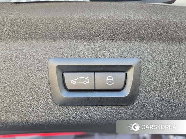 BMW 1 Series (F40) 2024 Белый из Кореи, фото 5