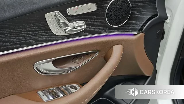 Mercedes-Benz E-Class W213 2020 Белый из Кореи, фото 5