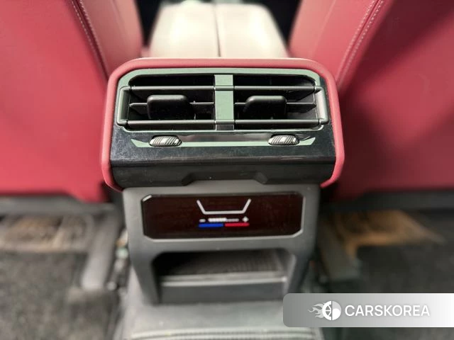 BMW 5 series 2024 Черный из Китая, фото 5