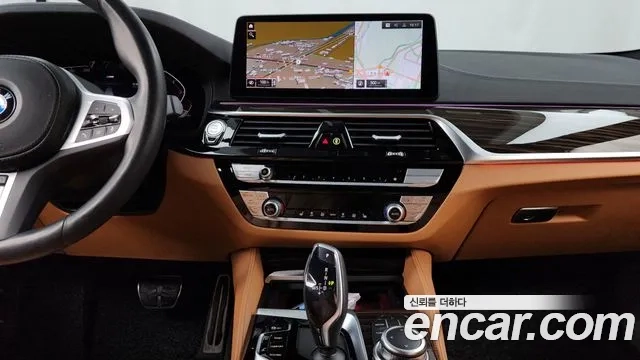 BMW 5 Series (G30) 2022 Белый из Кореи, фото 5