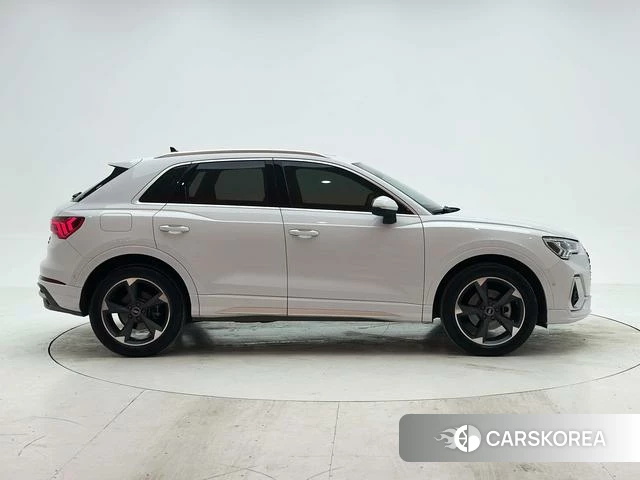 Audi Q3 2021 Белый из Китая, фото 5
