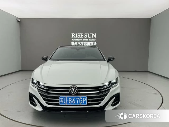 Volkswagen CC 2023 Белый из Китая, фото 5