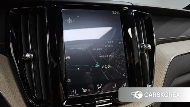 Volvo XC60 second Generation 2019 Белый из Кореи, фото 5