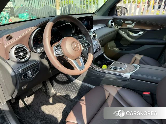 Mercedes-Benz GLC 2021 Черный из Китая, фото 5
