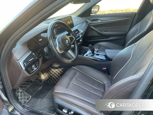 BMW 5 series 2022 Черный из Китая, фото 5