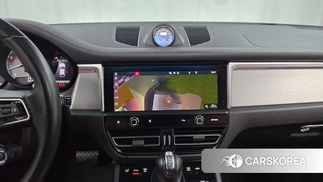 Porsche Macan 2023 Черный из Кореи, фото 5