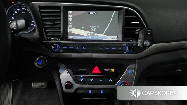 Hyundai Avante AD 2018 Белый из Кореи, фото 5