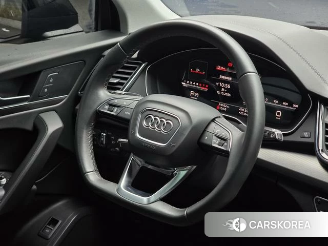 Audi Q5L 2022 Черный из Китая, фото 5